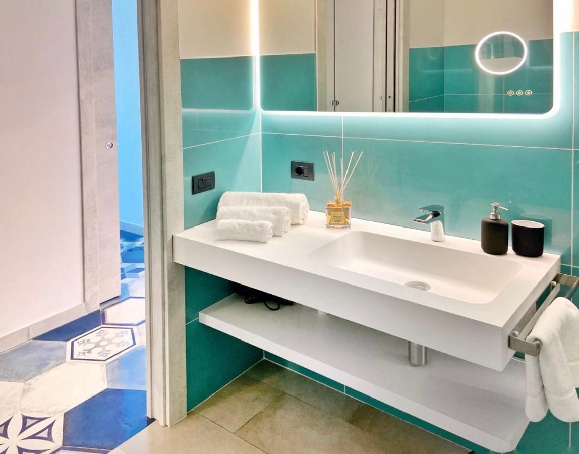 Suite Apartments Branco - Infinity Pool & Sea View - 5 Minuti Dal Centro タオルミーナ エクステリア 写真