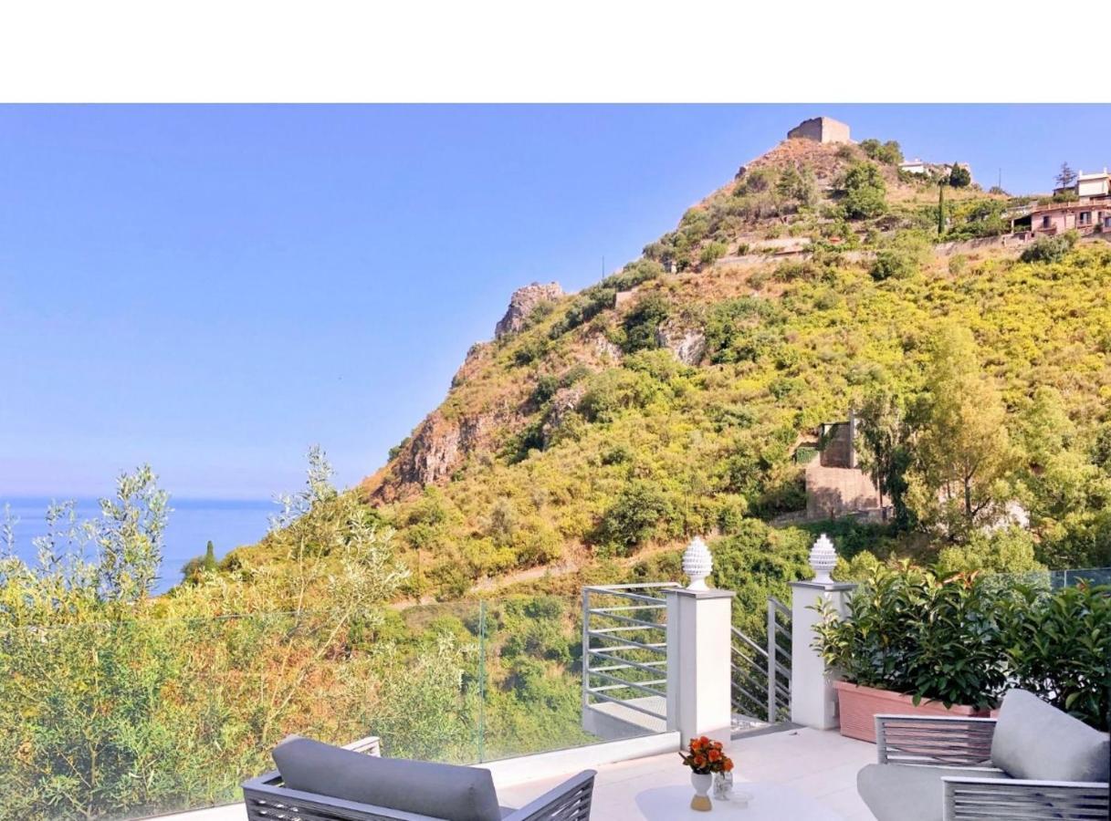 Suite Apartments Branco - Infinity Pool & Sea View - 5 Minuti Dal Centro タオルミーナ エクステリア 写真